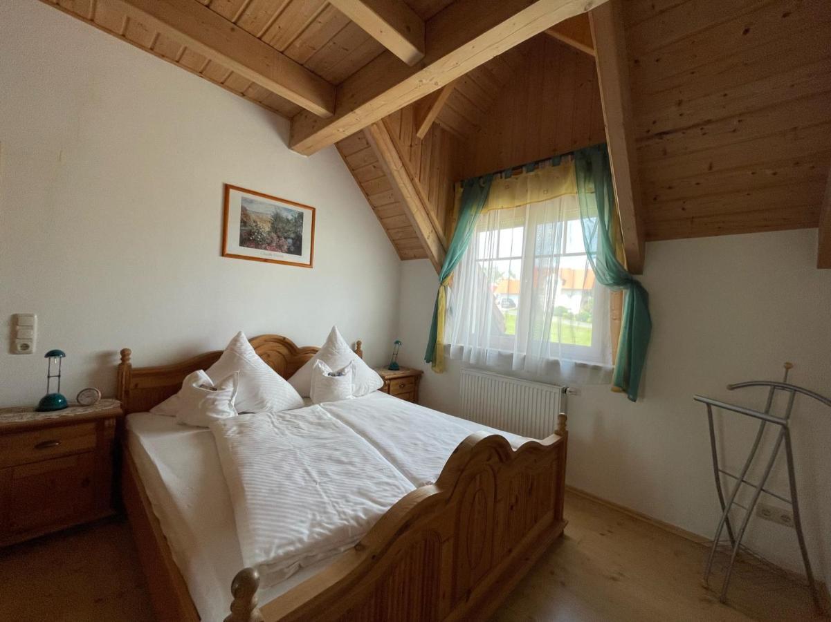 Ferienwohnungen Am Kirchberg Kapplblick Neualbenreuth Eksteriør bilde
